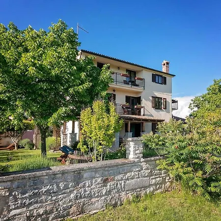 Studio Apartment Vrsar Exterior photo